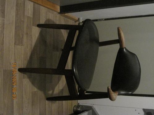 koehoorn stoel vintage design gebruikte staat (343), Huis en Inrichting, Stoelen, Gebruikt, Eén, Metaal, Overige materialen, Zwart