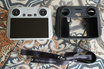 DJI RM330 Smart Controller met Accessoires beschikbaar voor biedingen