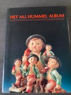 Het M.I. Hummel Album Vintage 1994 Complete Beeldjes Co, Boeken, Sprookjes en Fabels, Ophalen of Verzenden, Zo goed als nieuw