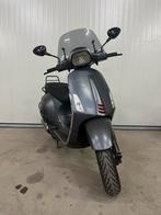 Vespa Sprint | Iget | 2019 | Snor | Weinig Kilometers |, Fietsen en Brommers, Scooters | Vespa, Ophalen, Gebruikt, Overige modellen