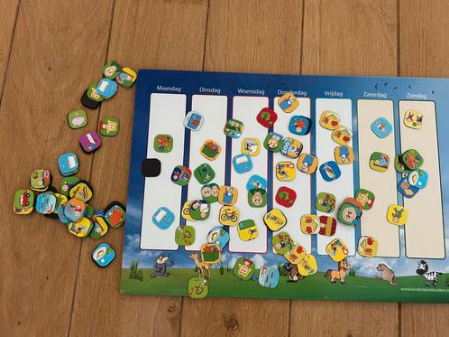 Magnetische weekplanner kinderen, Kinderen en Baby's, Speelgoed | Kinderpuzzels, Zo goed als nieuw, Ophalen