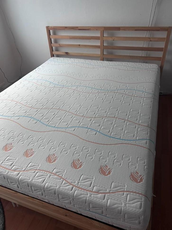 Ikea TARVA + mline matras, Huis en Inrichting, Slaapkamer | Bedden, Gebruikt, Tweepersoons, 160 cm, 200 cm, Hout, Bruin, Ophalen