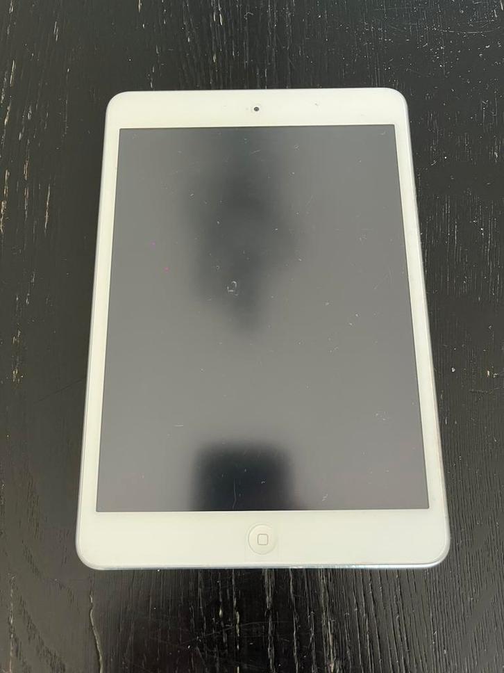 Ipad mini wit, Computers en Software, Apple iPads, Gebruikt, Wi-Fi, 8 inch, 16 GB, Wit, Ophalen of Verzenden
