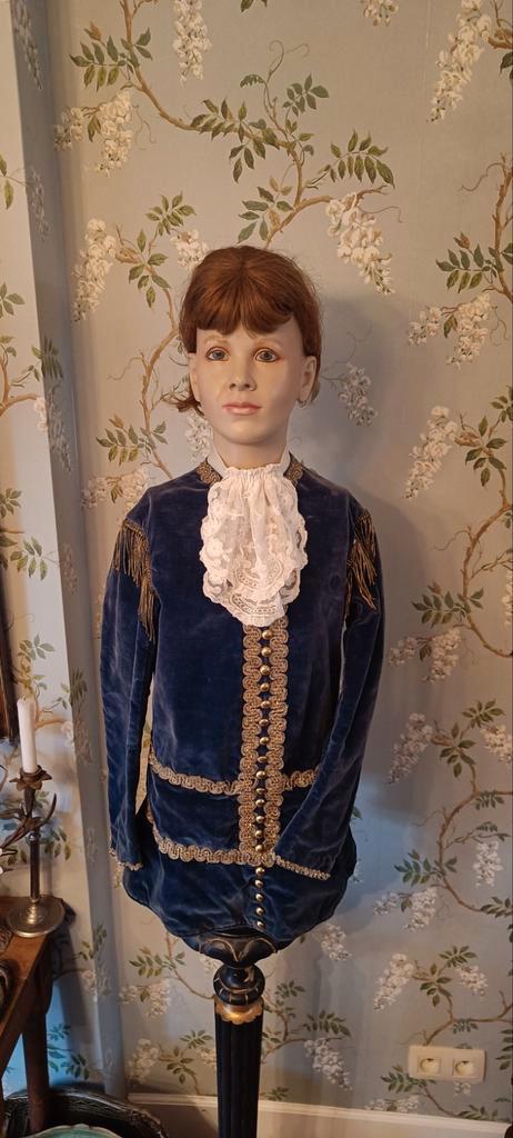 Antiek Fluwelen Theaterkostuum Page - Kleine Maat, Antiek en Kunst, Antiek | Overige Antiek, Ophalen of Verzenden