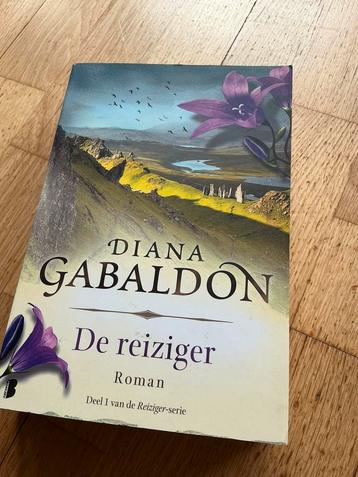Diana Gabaldon - De reiziger beschikbaar voor biedingen