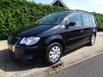 Volkswagen TOURAN 1.6 OPTIVE-Airco-Cruise-Trkh, Voorwielaandrijving, 4 cilinders, Met garantie (alle), Zwart