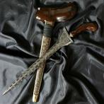Rechte Keris Jalak Tilam Sari Pamor Bonang Serenteng KNJ32, Antiek en Kunst, Kunst | Niet-Westerse kunst, Verzenden