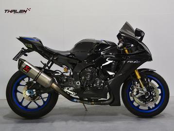 YAMAHA YZF R1M Full Akrapovic + carbon (bj 2020) beschikbaar voor biedingen