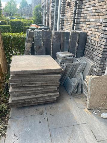 GRATIS tegels 80x80 vandaag ophalen beschikbaar voor biedingen