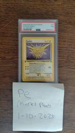 Zapdos 1st edition Fossil Dutch PSA 7 #15 pokemon kaart 2000, Ophalen of Verzenden, Zo goed als nieuw, Losse kaart, Foil