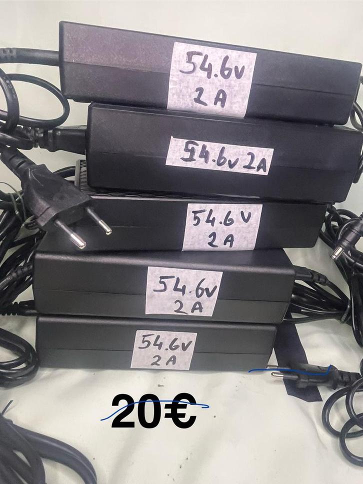 oplader voor fatbikes en andere Bafang/Veloretti/Super73, Fietsen en Brommers, Elektrische fietsen, Zo goed als nieuw, Overige merken