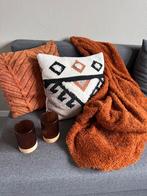Woonaccessoires Set: Plaid, Kussen, Kandelaars - Terra, Ophalen, Zo goed als nieuw, Overige vormen