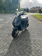 Piaggio zip 4t, Fietsen en Brommers, Snorfietsen en Snorscooters, Ophalen, Piaggio, Gebruikt, Benzine