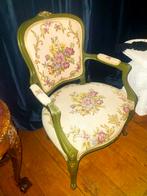 Vintage Brocante Stoel met Bloemen Borduurwerk, Antiek en Kunst, Antiek | Meubels | Stoelen en Banken, Ophalen of Verzenden