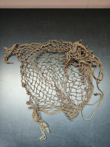 Engels Camouflagenetje beschikbaar voor biedingen