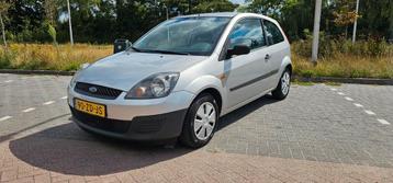 Ford Fiësta 1.3 8V 2007 Grijs Dealeronderhouden. beschikbaar voor biedingen