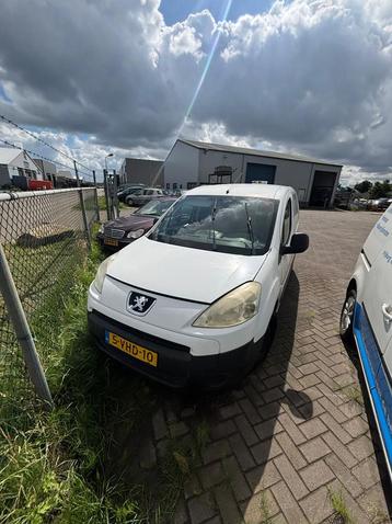 Peugeot Partner 120 1.6 HDI L1 XT '' MOTOR DEFECT " beschikbaar voor biedingen