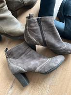 Suède enkellaarsjes grijs, 41, Ophalen of Verzenden, Zo goed als nieuw, Grijs