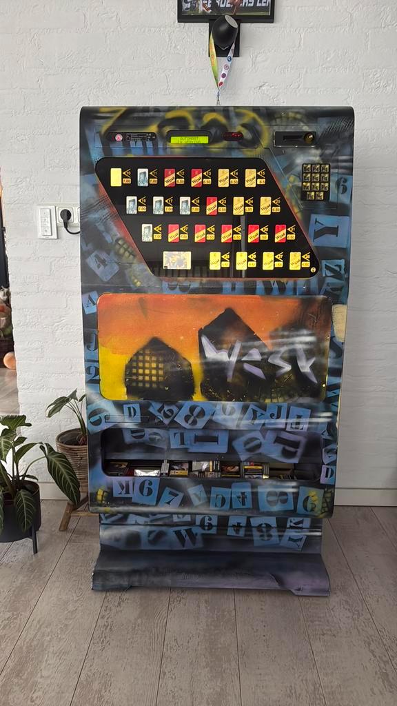 Wurlitzer Sigaretten automaat Herman Brood + papieren, Verzamelen, Automaten | Overige, Gebruikt, Ophalen