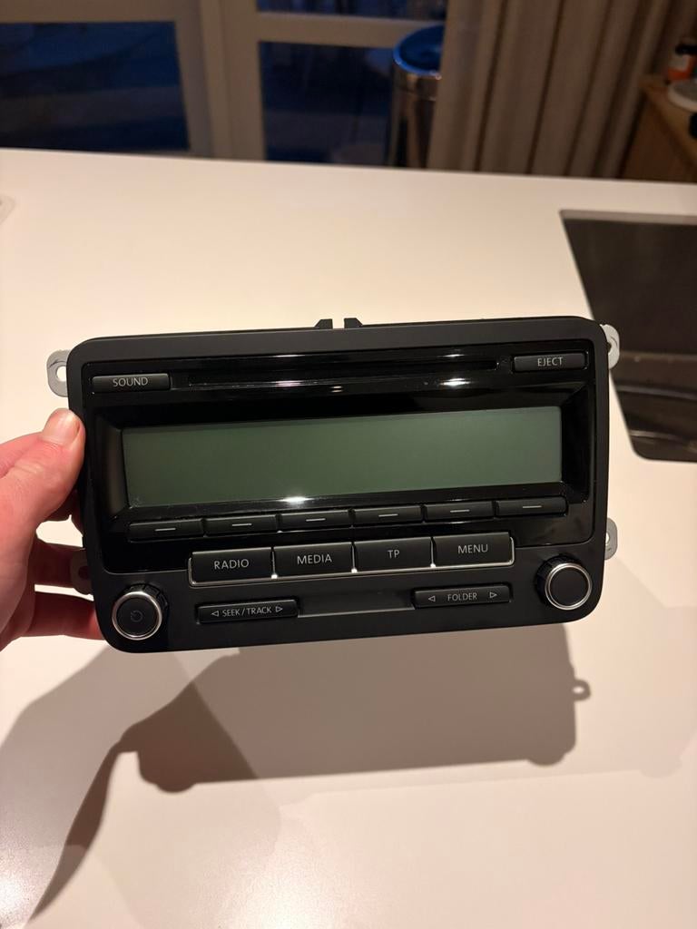 Autoradio volkswagen golf, Ophalen of Verzenden, Zo goed als nieuw
