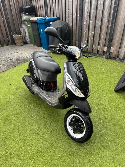 Zip 125cc, Fietsen en Brommers, Scooters | Piaggio, Zo goed als nieuw, Zip, Ophalen