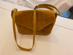 Donkergeel leren schoudertasje (made in Italy), Ophalen of Verzenden, Zo goed als nieuw, Geel, Schoudertasje