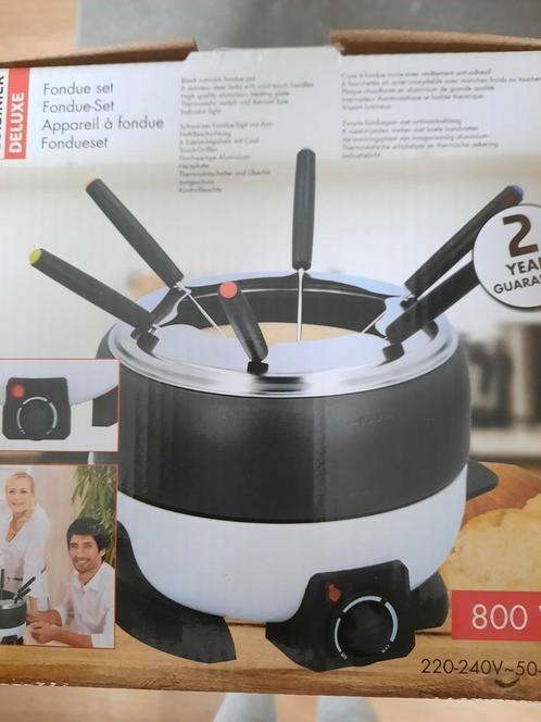 NIEUWE fondueset
Merk : Cuisinier de luxe
6 persoons, Witgoed en Apparatuur, Fonduesets, Nieuw, Elektrisch, Ophalen of Verzenden