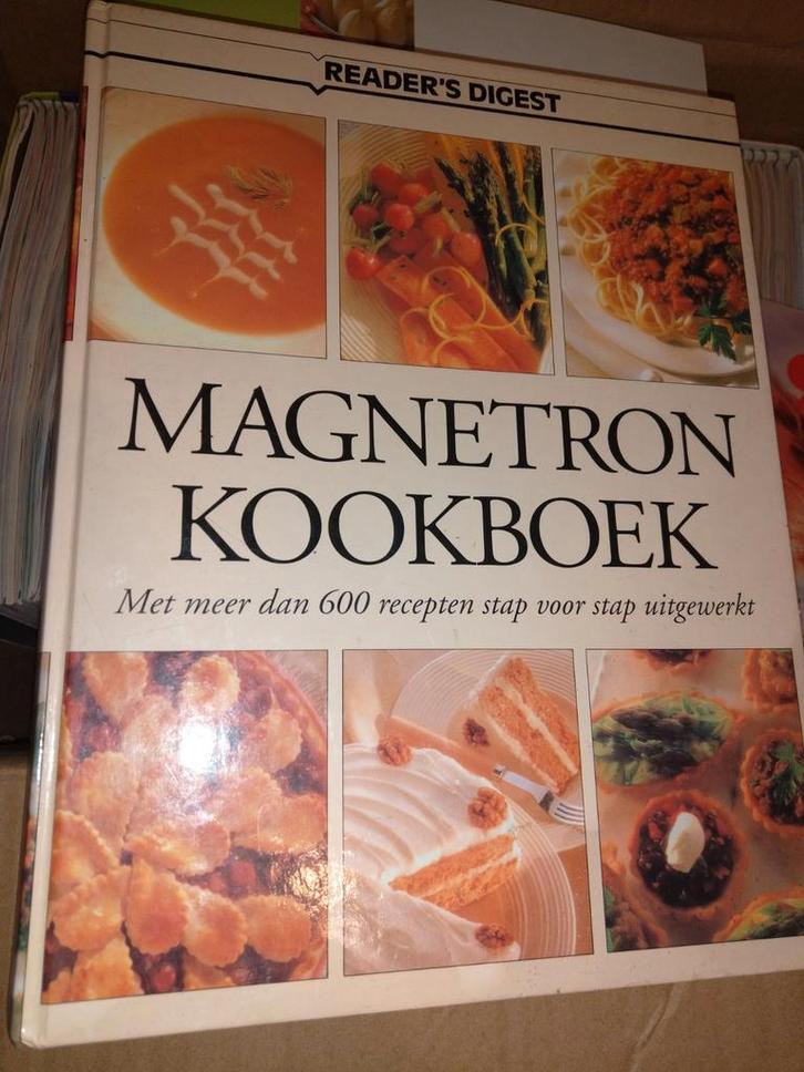 Magnetron Kookboek Reader's Digest, Boeken, Kookboeken, Ophalen of Verzenden