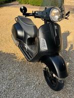 Vespa 300 gts, Ophalen, Overige modellen, 300 cc, Zo goed als nieuw