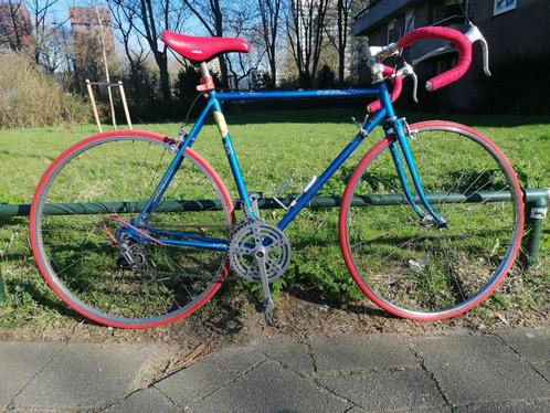 Peugeot vintage bike, Fietsen en Brommers, Fietsen | Racefietsen, Gebruikt, Heren, Overige merken, 10 tot 15 versnellingen, 28 inch