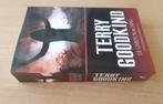 Terry Goodkind – De Omen Machine, Ophalen of Verzenden, Gelezen, Terry Goodkind