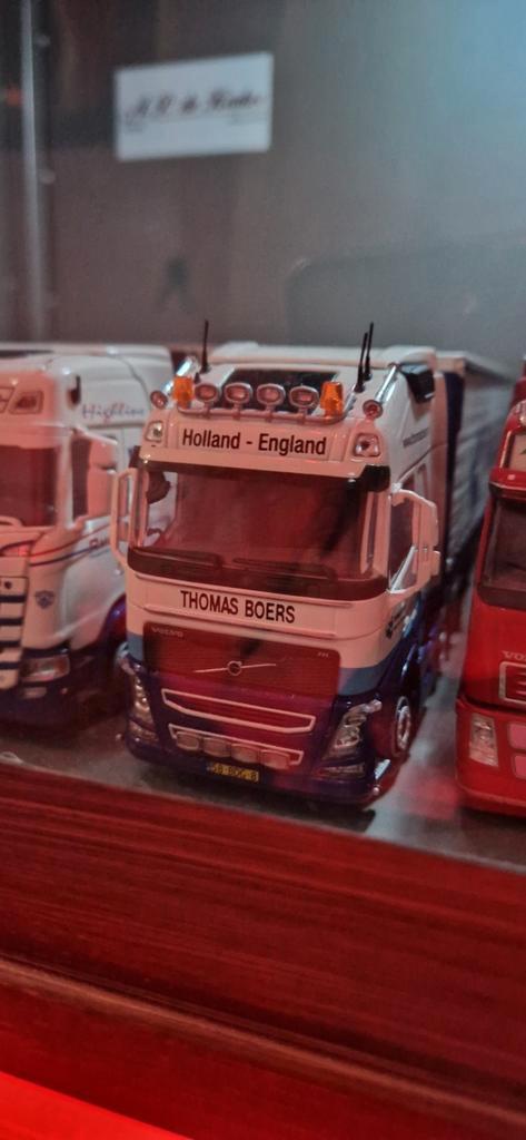 Diverse modellen tekoop, Hobby en Vrije tijd, Modelauto's | 1:50, Zo goed als nieuw, Bus of Vrachtwagen, Tekno, Ophalen of Verzenden