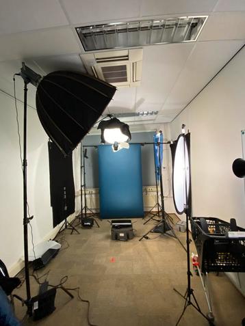 Photo Background Roll UltraMarine (No. 05) – 1.35m x 11m beschikbaar voor biedingen
