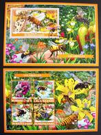 - 507 - 2 Blokken met Bijen en Bloemen.  U krijgt wat U ziet, Verzenden, Gestempeld, Dier of Natuur