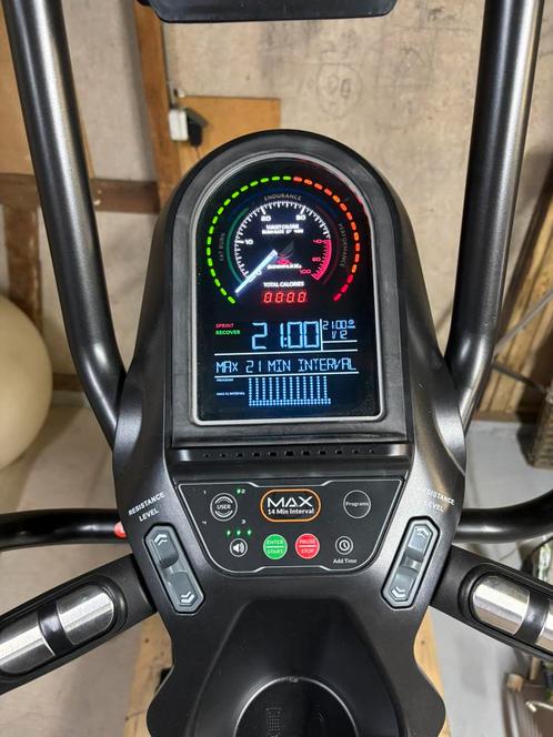 Max m8 crosstrainer, Sport en Fitness, Fitnessapparatuur, Nieuw, Crosstrainer, Ophalen