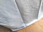 Groot tafellaken tafelkleed licht grijs damast feestelijk, Huis en Inrichting, Ophalen of Verzenden, Zo goed als nieuw, Grijs