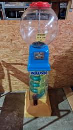 Stuiterballenautomaat - Spiraal, Ophalen