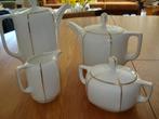 Nieuw vintage wit/goud porseleinen 4 delige set. zie beschr., Nieuw, Ophalen of Verzenden, Effen, Porselein