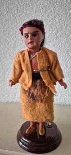 Antiek Porseleinen Popje 18cm., Verzamelen, Poppen, Ophalen of Verzenden, Gebruikt, Pop