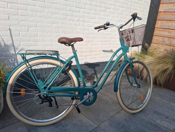 Btwin elops 520 stadsfiets cedargroen beschikbaar voor biedingen