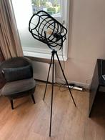 Industriële Vloerlamp Phillips hue lamp, Huis en Inrichting, Lampen | Vloerlampen, Ophalen, Zo goed als nieuw, Metaal, 150 tot 200 cm