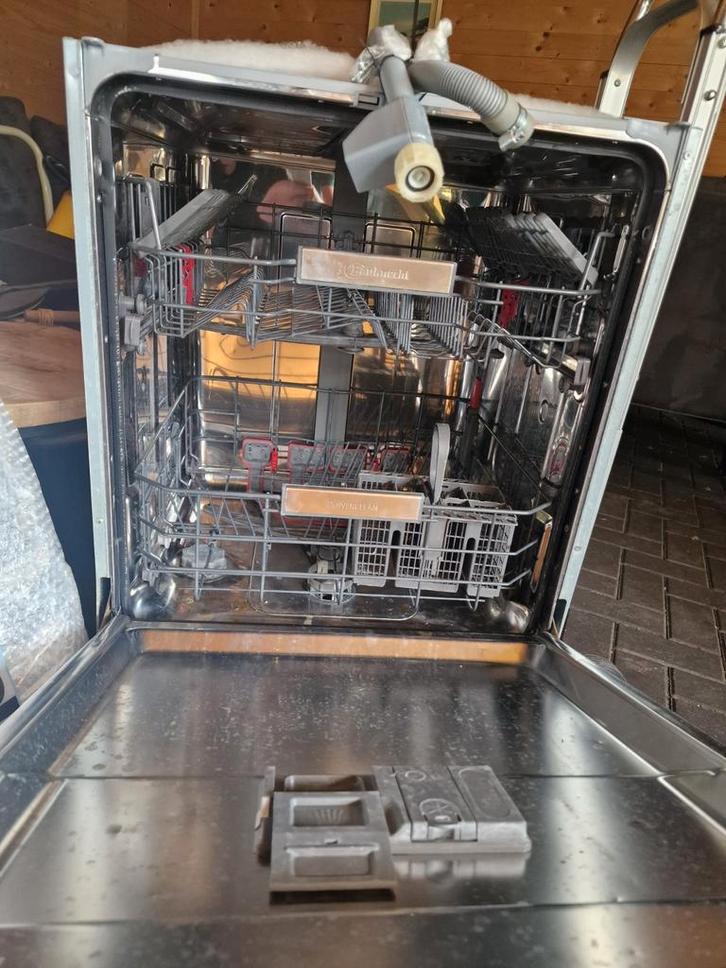 GRATIS Bauknecht inbouw vaatwasser (defect?), Witgoed en Apparatuur, Vaatwasmachines, Gebruikt, Inbouw, Minder dan 85 cm, Ophalen