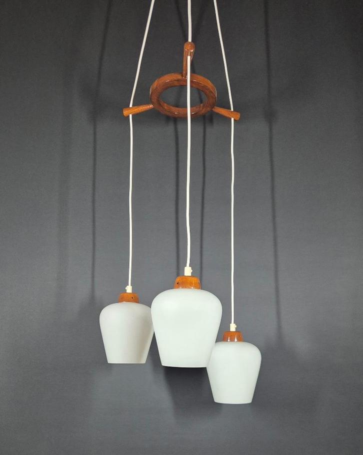 Vintage hanglamp - Scandinavisch design - Jaren 50, Huis en Inrichting, Lampen | Hanglampen, Zo goed als nieuw, 75 cm of meer