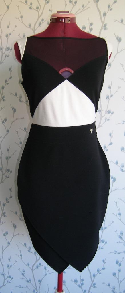 GUESS Los Angeles Ongevoerd Zwart/ Wit (Feest-)Jurkje maat S, Kleding | Dames, Jurken, Zo goed als nieuw, Maat 36 (S), Overige kleuren