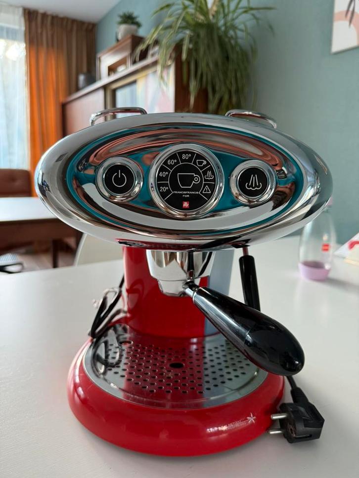 Illy Francis Francis x7.1 Iperespresso, Witgoed en Apparatuur, Koffiezetapparaten, Zo goed als nieuw, Koffiepads en cups, Koffiemachine