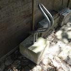 Fietsenrek, beugel in betonblok en gleuf in beton ingraven, Ophalen of Verzenden, Gebruikt