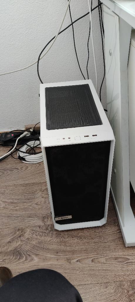 Desktop Computer, Computers en Software, Desktop Pc's, Gebruikt, 4 Ghz of meer, HDD, SSD, 16 GB, Gaming, Ophalen of Verzenden