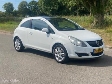 Opel Corsa 1.4-16V Edition Sport 16 inch Lmv 143dkm ! beschikbaar voor biedingen