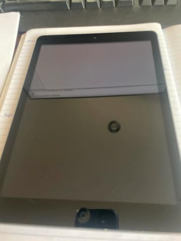 iPad Air 16GB - iCloud Lock - Onderdelen beschikbaar voor biedingen