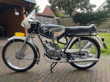 Typhoon Super Sport Oldtimer Brommer ZELDZAAM! Met Kenteken beschikbaar voor biedingen